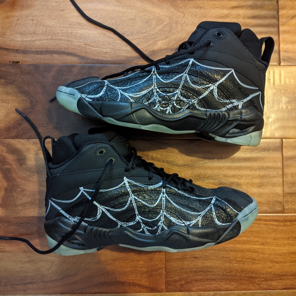 Reebok Shaqnosis Boktober Webs Size 11